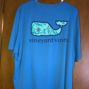 Vineyard vines tee shirt